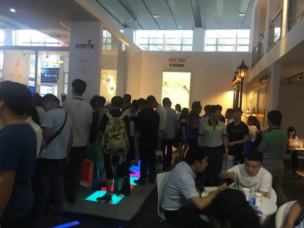 Guangzhou International Lighting Exhibition-Highlights of 2017 Shone's Booth-trade-show-4