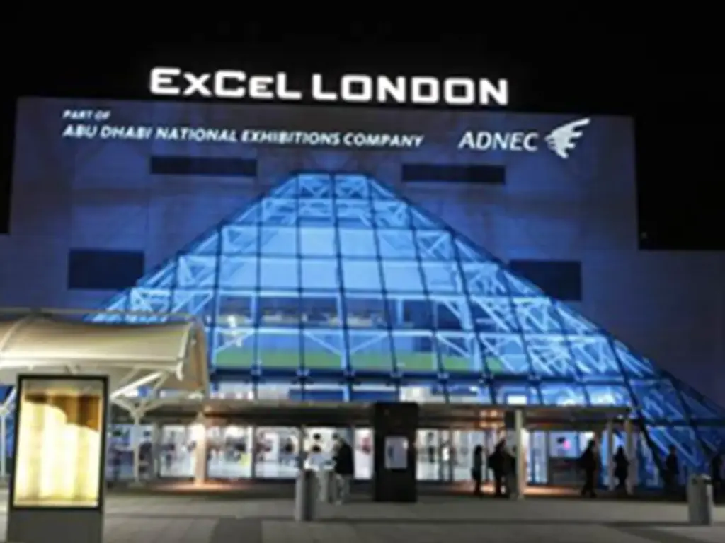 Luminous Building Materials Shown at LuxLive London
