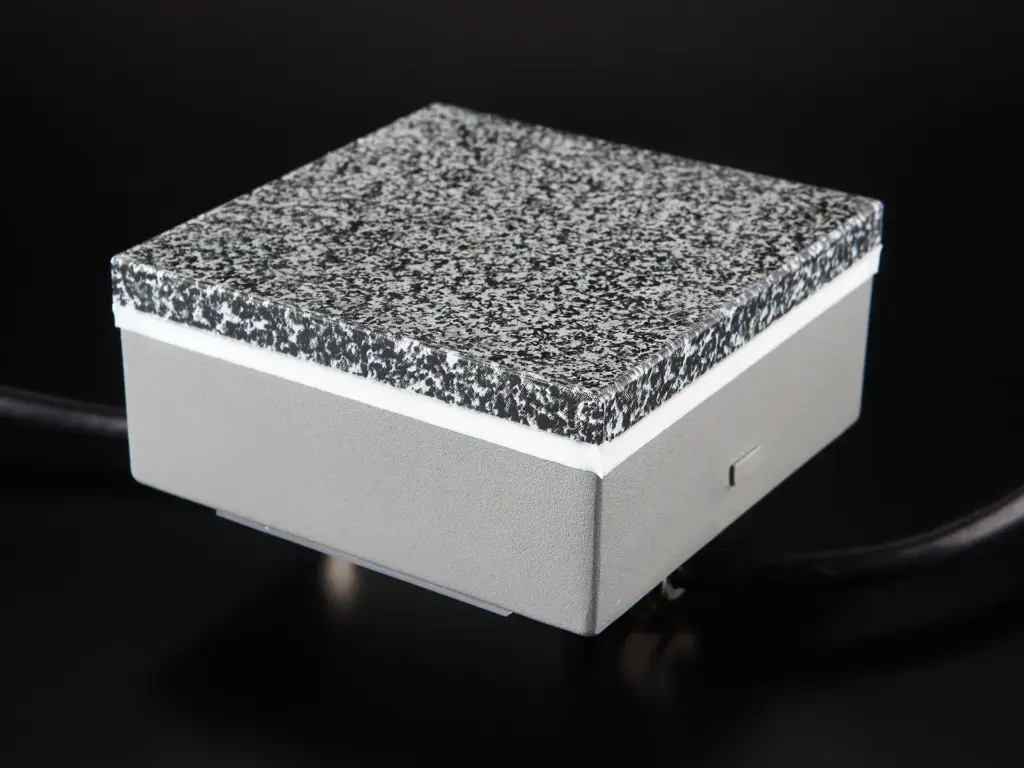 Video | Shone's Stone LED Brick