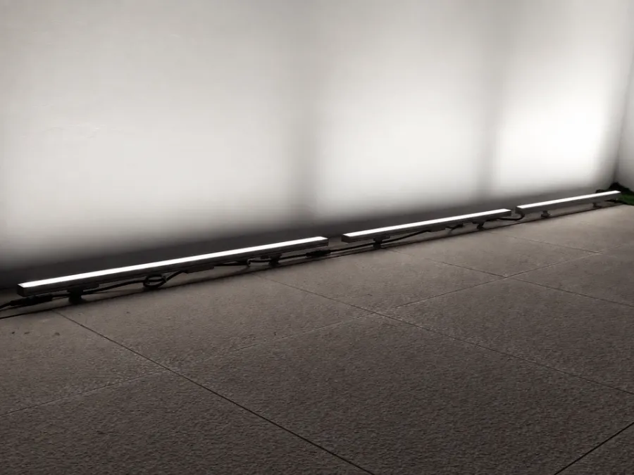 Beam Effect and Wall Uniformity